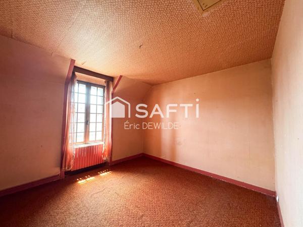 À rénover : grande maison au calme avec potentiel