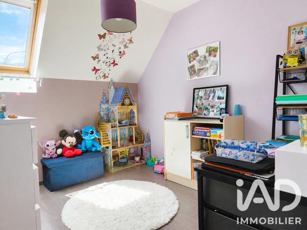 Maison à vendre 8 pièces 146,14 m² Les Mureaux