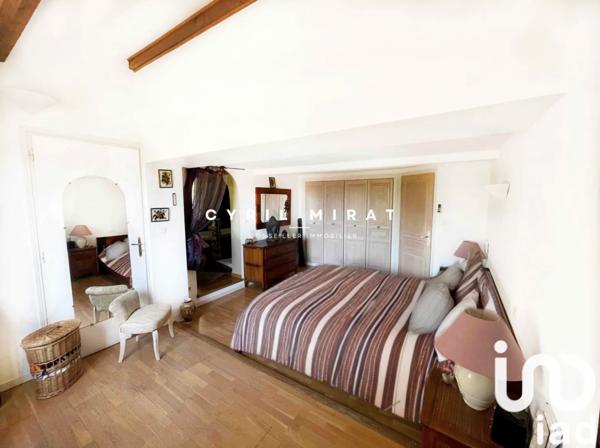 Maison à vendre 8 pièces 227 m² La Seyne-sur-Mer