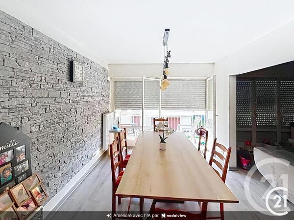 Appartement F4 à vendre  4 pièces - 81,76 m 2   MONTBELIARD  - 25
