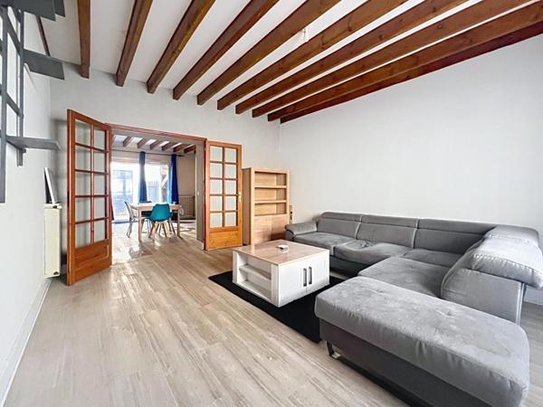 Maison de ville 170 m² à Casteljaloux – Garage, cour, 4 chambres