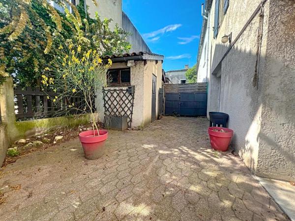 Maison de ville 170 m² à Casteljaloux – Garage, cour, 4 chambres