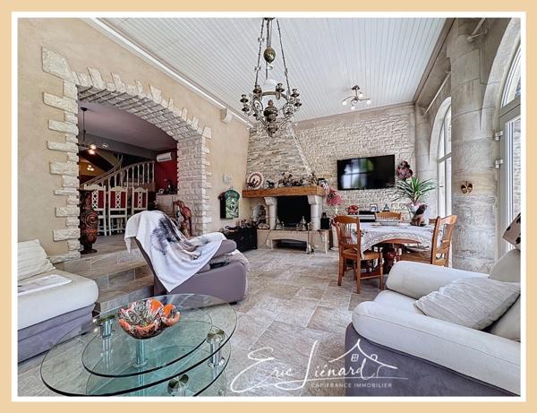 Maison à vendre 7 pièces SAINT MAIXENT L'ECOLE (79)