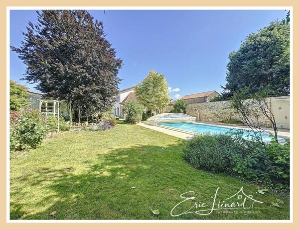 Maison à vendre 7 pièces SAINT MAIXENT L'ECOLE (79)