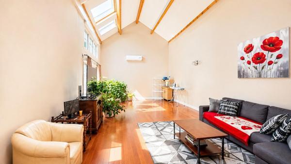 Maison spacieuse et lumineuse + Atelier 200m2