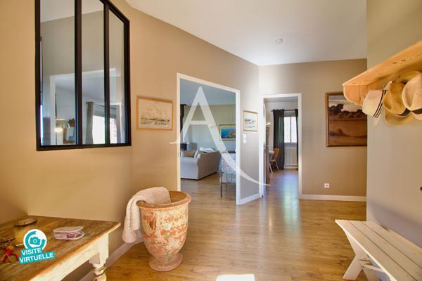 LATTES / MAURIN - MAISON INDÉPENDANTE - T5 DE 138 M² - TERRAIN 10 000 M² - PISCINE - CALME ABSOLU - VIGNES - SOUS-SOL INTÉGRAL