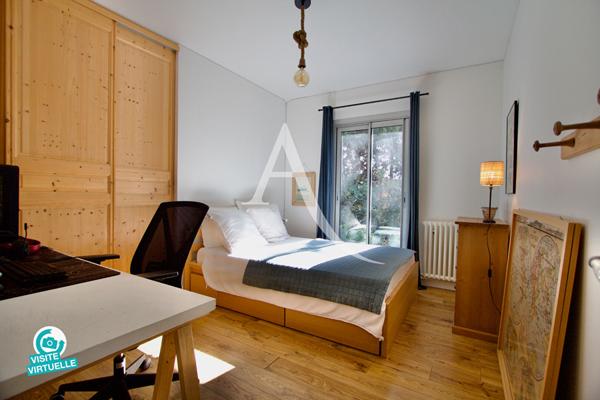 LATTES / MAURIN - MAISON INDÉPENDANTE - T5 DE 138 M² - TERRAIN 10 000 M² - PISCINE - CALME ABSOLU - VIGNES - SOUS-SOL INTÉGRAL