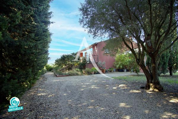 LATTES / MAURIN - MAISON INDÉPENDANTE - T5 DE 138 M² - TERRAIN 10 000 M² - PISCINE - CALME ABSOLU - VIGNES - SOUS-SOL INTÉGRAL