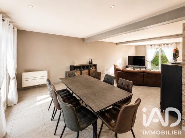Maison à vendre 7 pièces 159,17 m² Sainte-Geneviève-des-Bois