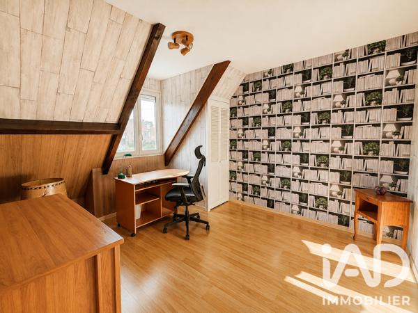 Maison à vendre 7 pièces 159,17 m² Sainte-Geneviève-des-Bois