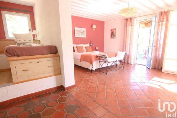 Hôtel 3* à vendre 675 m² Brignoles