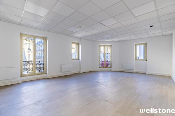 Bureaux à louer à PARIS 75009