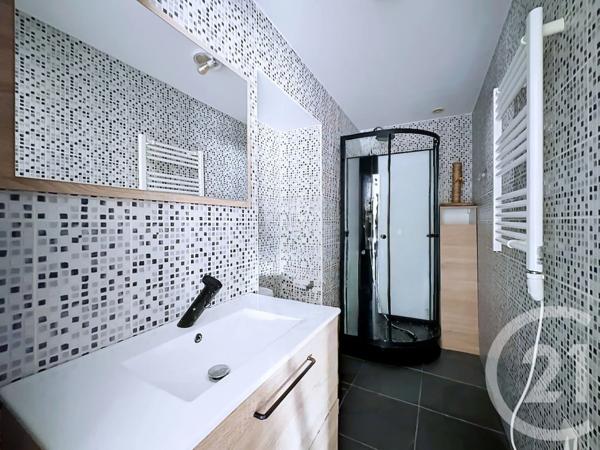Appartement F2 à vendre  2 pièces - 30 m 2   BELFORT  - 90