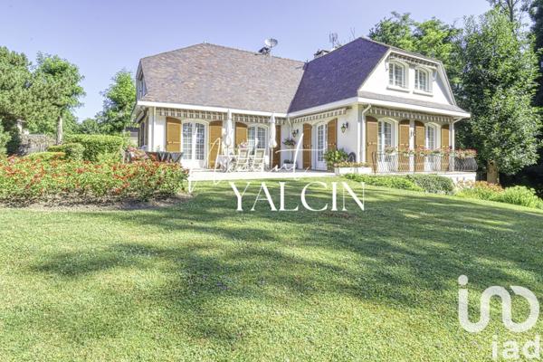 Maison à vendre 8 pièces 233 m² Saint-Brice-sous-Forêt