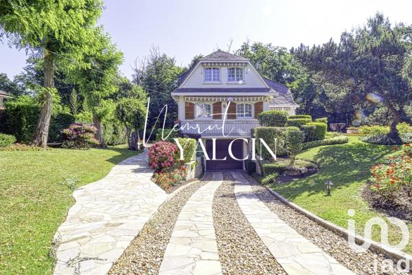 Maison à vendre 8 pièces 233 m² Saint-Brice-sous-Forêt