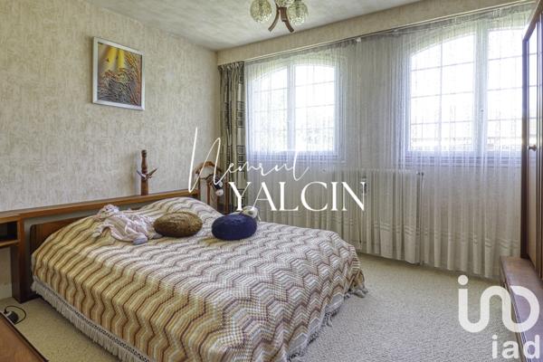 Maison à vendre 8 pièces 233 m² Saint-Brice-sous-Forêt