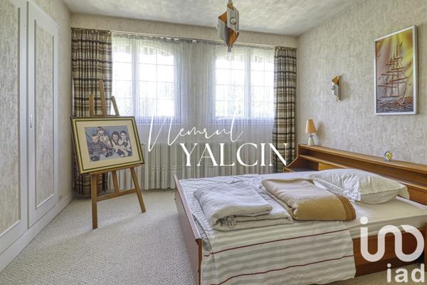 Maison à vendre 8 pièces 233 m² Saint-Brice-sous-Forêt