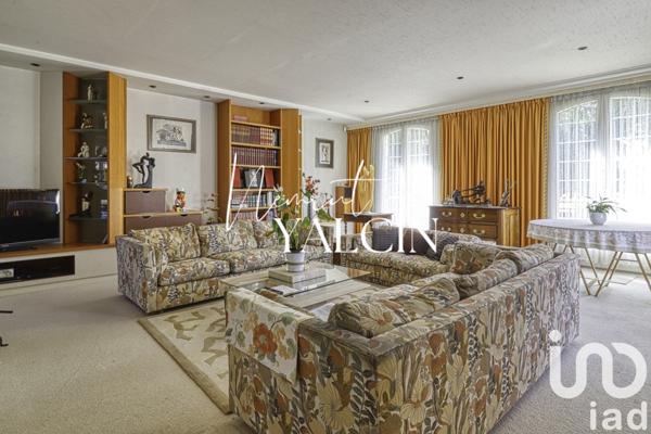 Maison à vendre 8 pièces 233 m² Saint-Brice-sous-Forêt