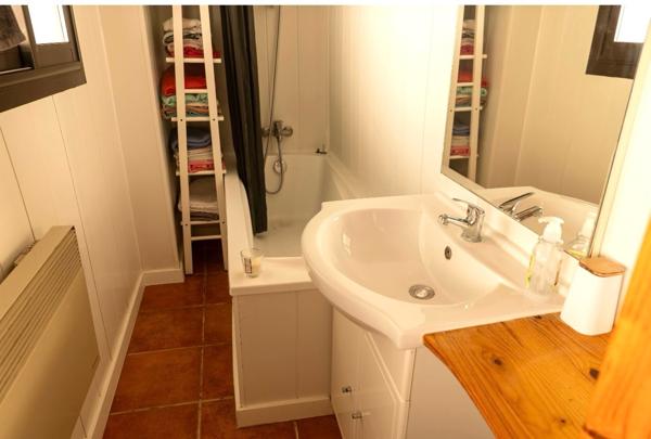 Le Castellet (83330) Maison T3/4 , 68 m2, Le Castellet