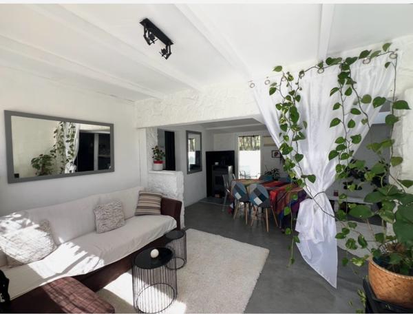 Le Castellet (83330) Maison T3/4 , 68 m2, Le Castellet