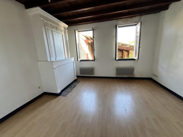 Appartement à vendre 83 960 € Saint-Denis-de-Pile 3 p 52 m² DPE D