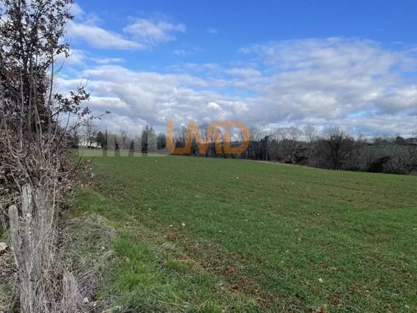 Grand Terrain Constructible LOT