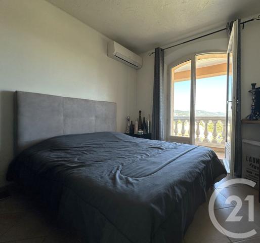 Maison à vendre  5 pièces - 146,13 m2 COGOLIN - 83