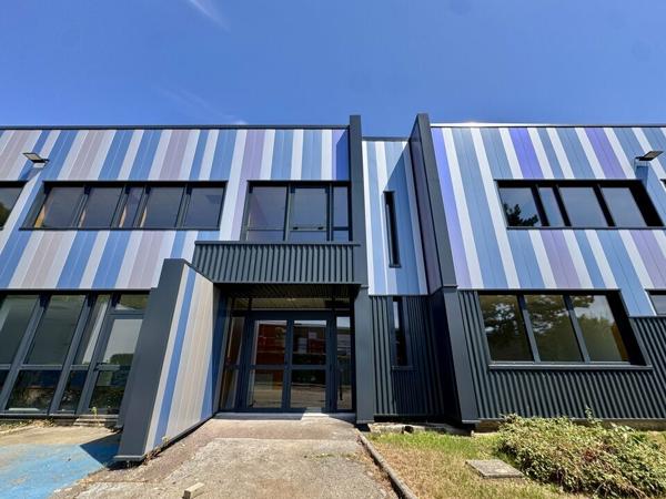 À LOUER - OUDALLE - BUREAUX NEUFS - 195 m²