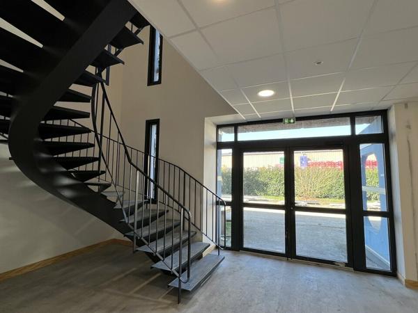 À LOUER - OUDALLE - BUREAUX NEUFS - 195 m²