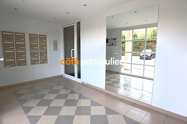 Vente Appartement82,56 m² - 4 Pièces - ST RAPHAEL (83700)