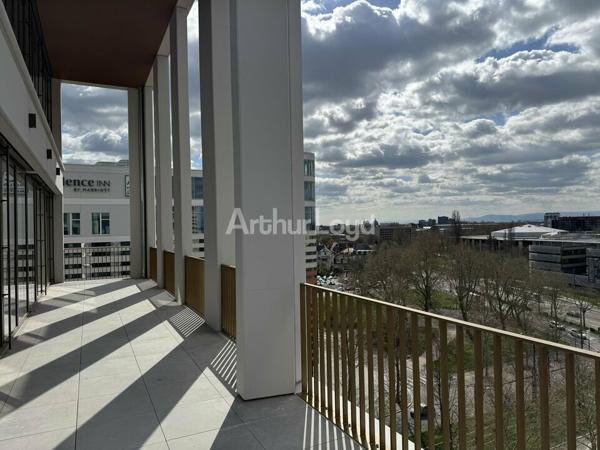 BUREAUX à LOUER de 1049 m²
