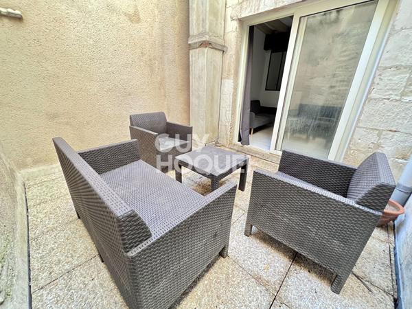 Découvrez ce charmant T2 avec terrasse en plein coeur de La Rochelle !