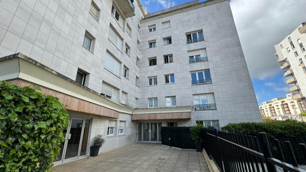 Grand F2 au centre-ville d'Evry