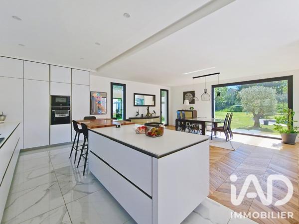 Maison (prestige) à vendre 8 pièces 262 m² Saint-Fargeau-Ponthierry
