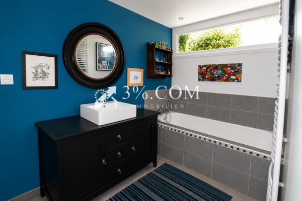 Maison
                                                                                                                                                                                                                                                                                                                        9 pièce(s)                                                                                                                                                                                                          7 chambre(s)                                                                                                                                                                                                          290  m²