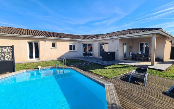 Maison à vendre    5 pièces •  Saint-André-de-Cubzac