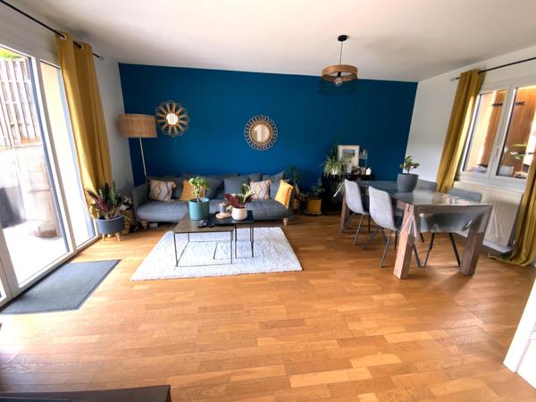 Maison edifiée sur un terrain 600m²