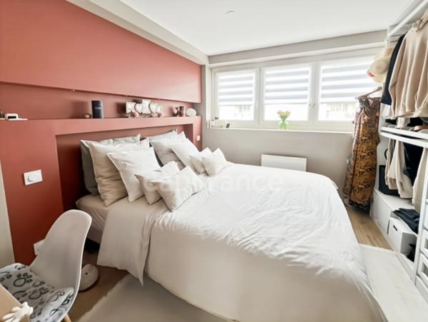 À VENDRE - BOULOGNE-SUR-MER - APPARTEMENT 4 PIÈCES - 3 CHAMBRES - CAVE