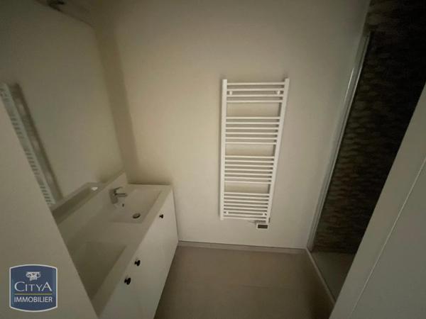 Appartement à louer 3 pièces 65.74m²