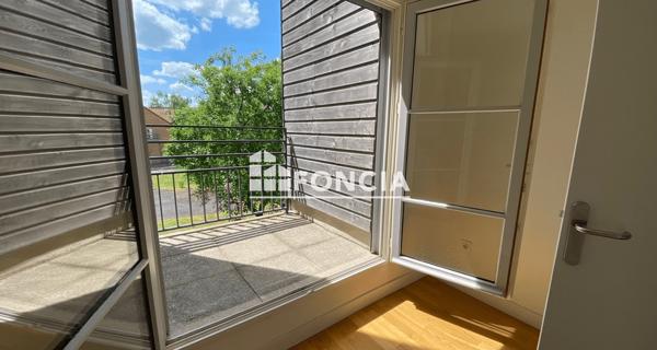 Location Studio 27.17 m² - Maisons-laffitte 78600