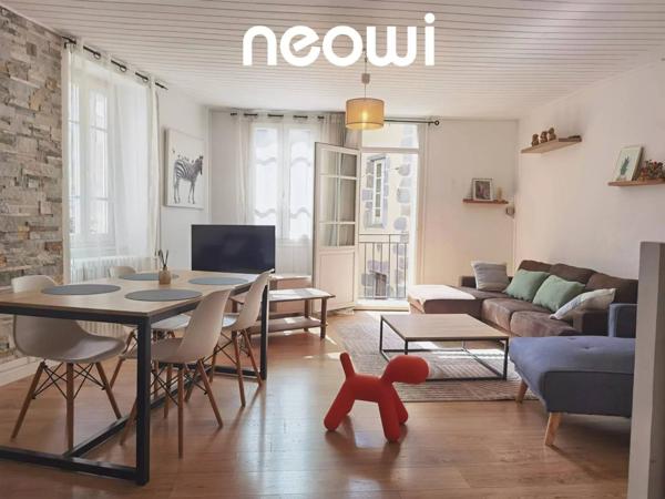 Maison de ville avec balcon et potentiel de logement indépendant