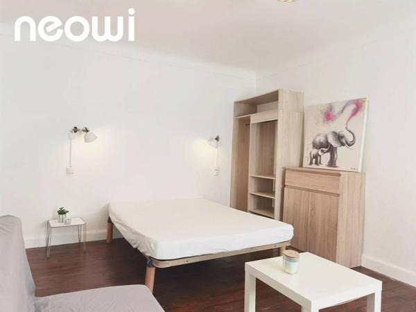 Maison de ville avec balcon et potentiel de logement indépendant