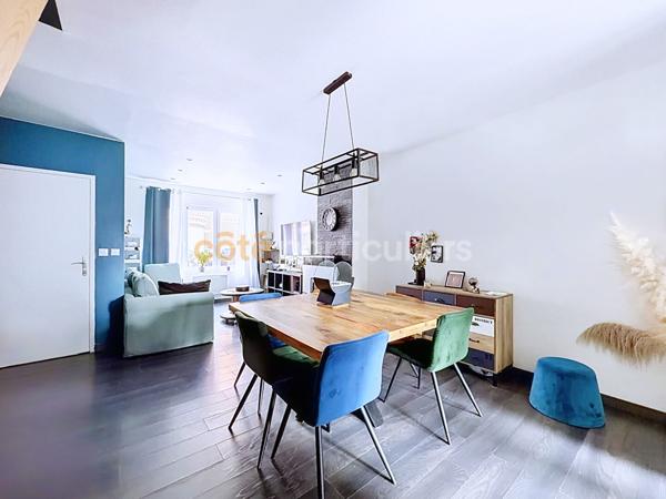 Vente
                Maison85 m² - 4 Pièces -
                    ARMENTIERES (59280)