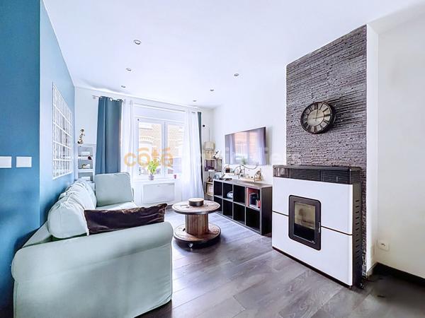 Vente
                Maison85 m² - 4 Pièces -
                    ARMENTIERES (59280)
