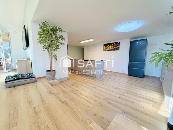 Maison - 7 pièces - 196m²