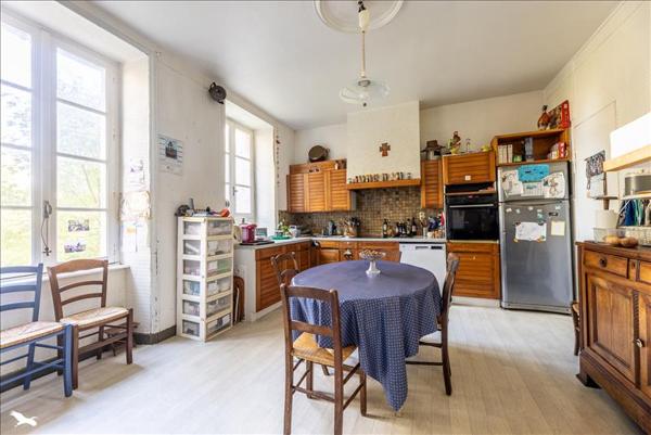 Maison à vendre |  Guilvinec |  16 pièces | 374 m²