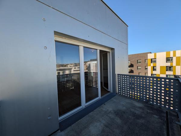 Docks,au calme du bruit,parking