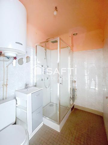 Appartement 3 pièces dernier étage proche RER