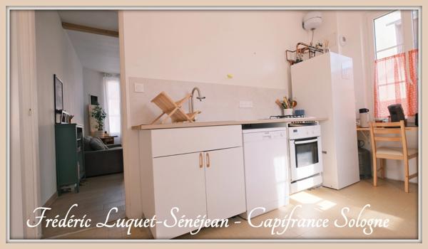 Maison de ville à vendre 4 pièces dont studio indépendant, jardin & dépendances - DPE B - LA FERTE SAINT AUBIN (45)
