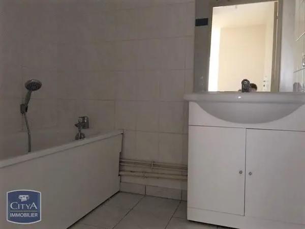 Appartement à louer 2 pièces 48.84m²
